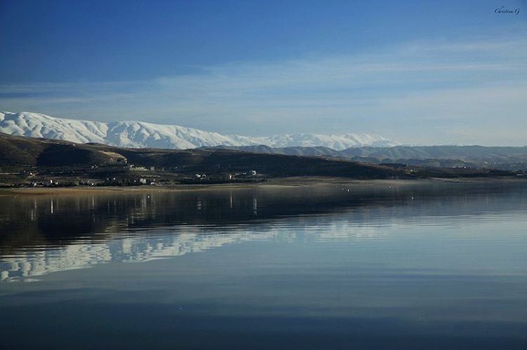 Nothing but blue!  a7labaladbil3alam  photo  love  photograph  photography... (Qaroun)