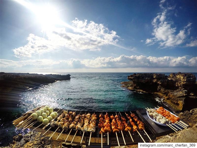 Nothing Can Beat This  Afternoon  BBQ  Beach  View ☀️😎🍢🍖🍗 Machewe ... (Kfar Abida)