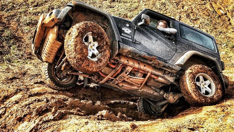 O|||||||O HER mudding  lebanon  mountains  jeep  offroad  wrangler ...