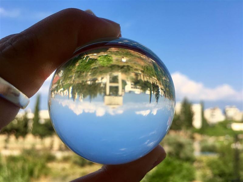 Ohhhh Ohhh its magic. magicalcaptures  crystallballphotography ...