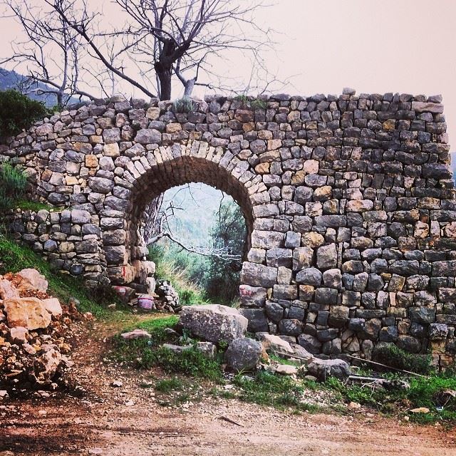  old construction amazing nature mayfou2 North Lebanon...