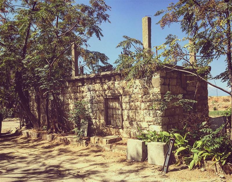  old house lebanon amazing stones photography kaslik picoftheday...