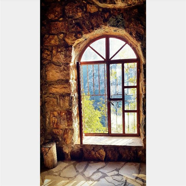  old  oldvibes  ancient  window  dayaddict  roamtheplanet  higherplace ... (Wadi qannoubine)