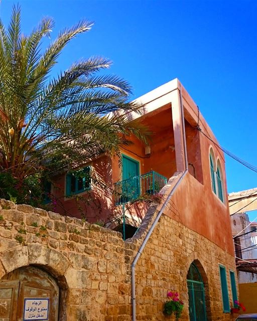 Old places have soul 🏡  takenbyme  ptk_Lebanon  visitlebanon ... (Tyre District)
