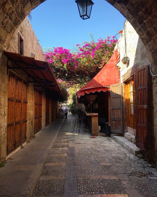 Old places have souls  livelovebyblos  byblosiloveyou  livelovebeirut ... (Byblos, Lebanon)