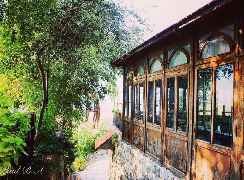  old restaurant houses beautiful street Lebanon...