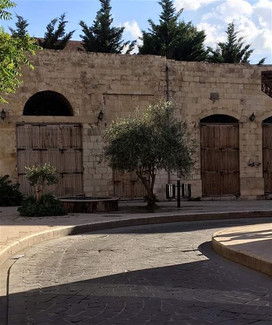 Old Souk, Baalbeck  IloveBaalbeck  Baalbeck  livelovebeirut ...