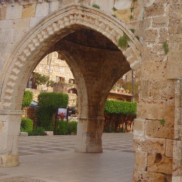 old stonewall church heritage arch archleb oldarchitecture arcade