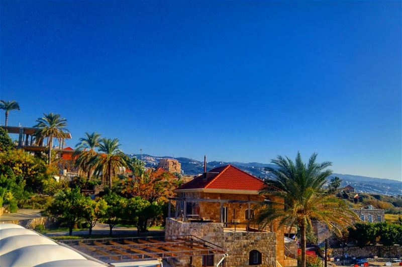 Old things always seem better 🏡 (Byblos, Lebanon)