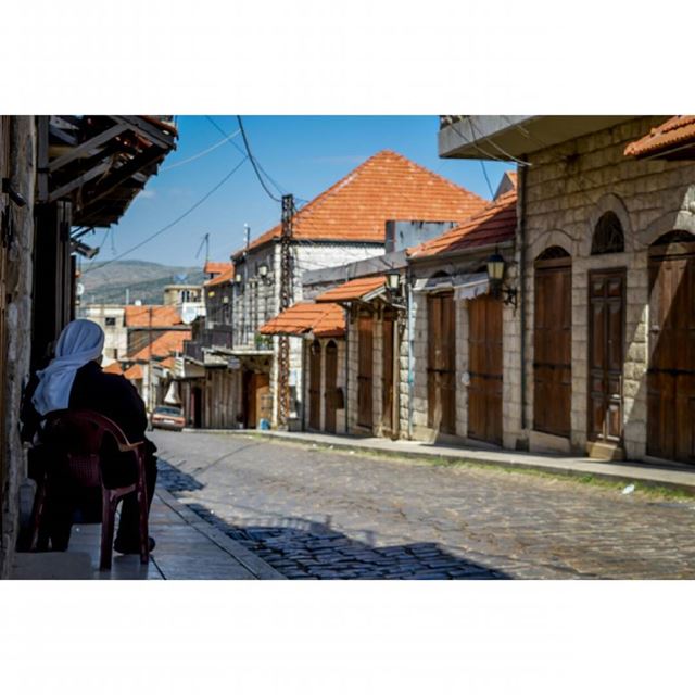  old  traditional  houses  lebanon  architecture  neighbourhood  man ... (Rashayya, Béqaa, Lebanon)