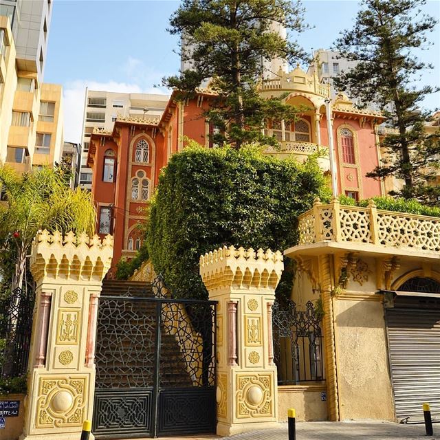 🇱🇧🇱🇧❤❤ oldarchitecture  oldhouse  rebuild  goodvibes  snapshot  gate ... (Beirut, Lebanon)