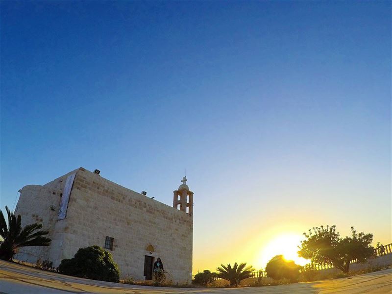  oldchurch  church⛪  bluesky  skylovers   sunset  sunsetlovers  gopro📷 ...