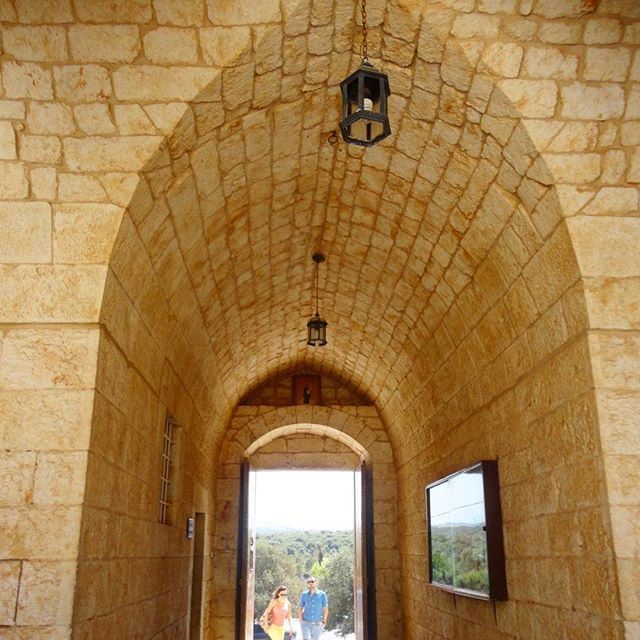 oldstucture oldarchitecture archleb oldmonastery church