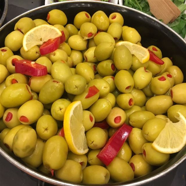 olives   greenolives   oliveslovers   hot  delecious  tasty😋   oliveoil ...