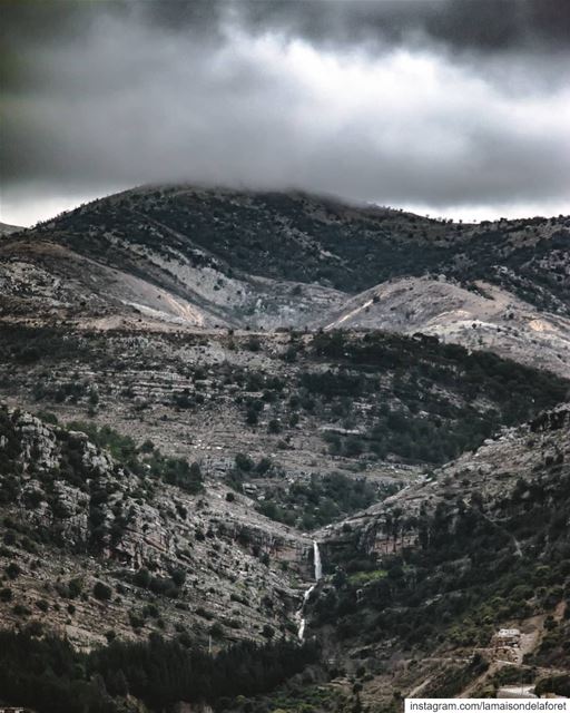 On a cloudy afternoon ☁️⛰ ⠀⠀⠀⠀⠀⠀⠀⠀⠀⠀⠀⠀ Jezzine  Cloudy  Clouds  Mountains...