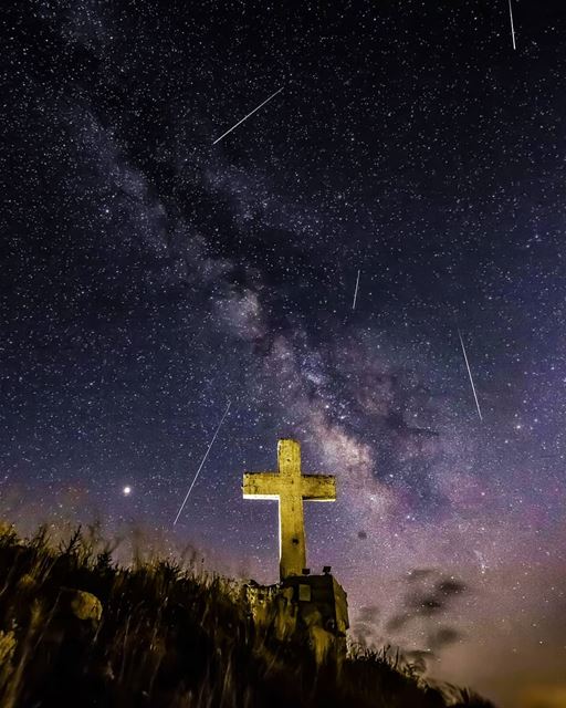 On August 12 we had the Perseids meteor showers and the region of Laqlouq... (El Laqloûq, Mont-Liban, Lebanon)