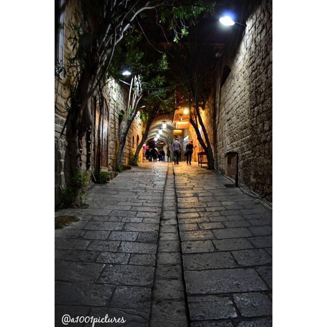 On my way back!... photos  photography  lebanon  beirut  night  dark ... (Byblos, Lebanon)