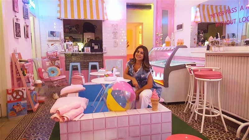 Once upon a Time...🍦🍭🍨... ------------------------------------------- (Candyfornia Café)