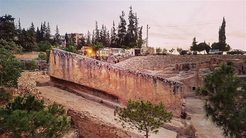 One of the largest ancient stones in the... (Baalbek, Lebanon)