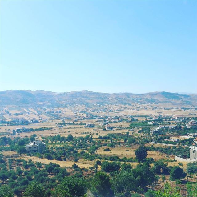 One of the most amazing parts of life is the views. The great views and... (Rashayya, Béqaa, Lebanon)