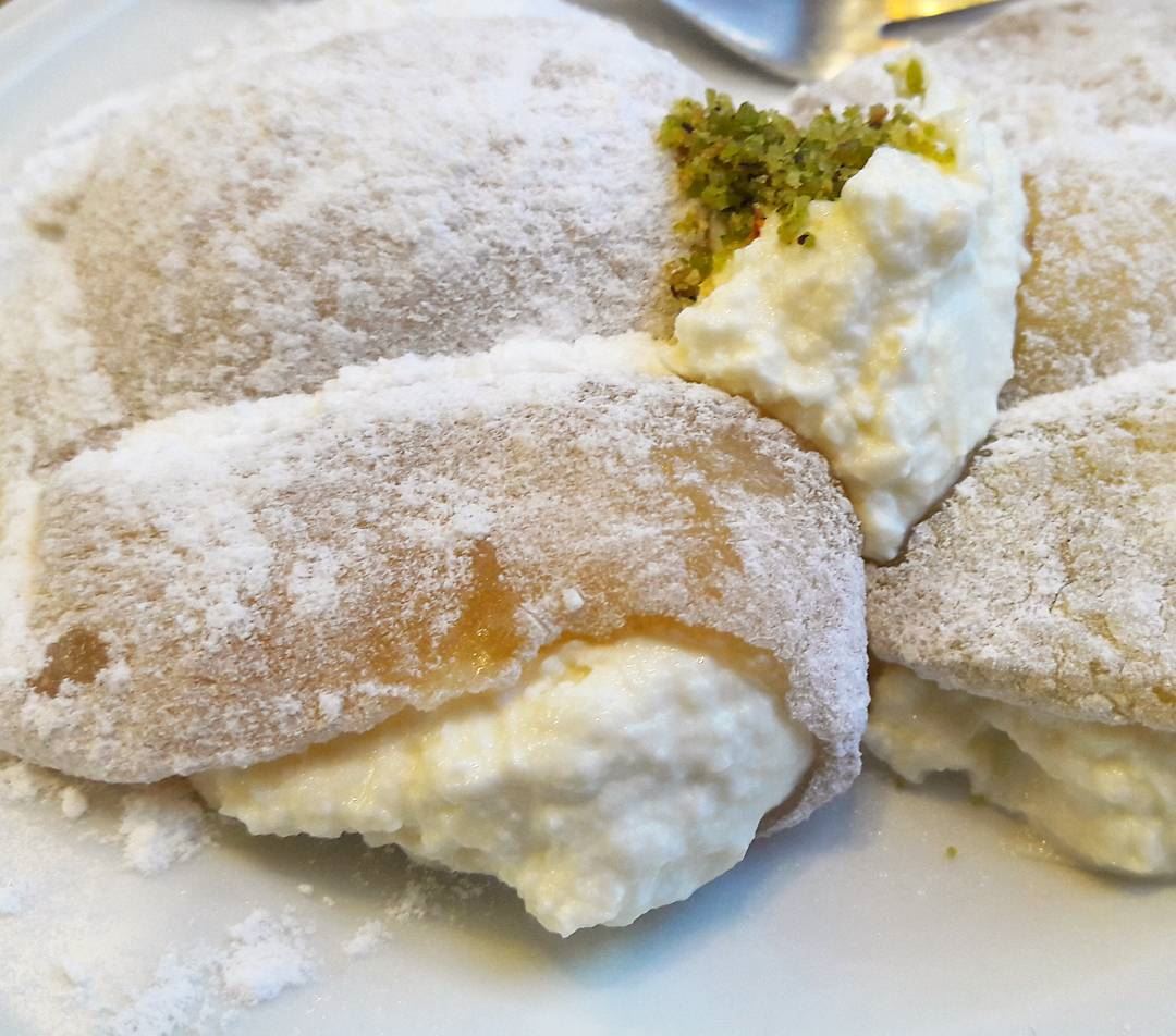 One of the most delicious Tripolitan sweets: Halawet El Shmayseh. Soooo... (Tripoli, Lebanon)