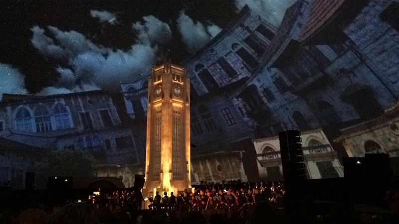 One of the most stunning shows ever seen! Incredible 3D artwork, music by...