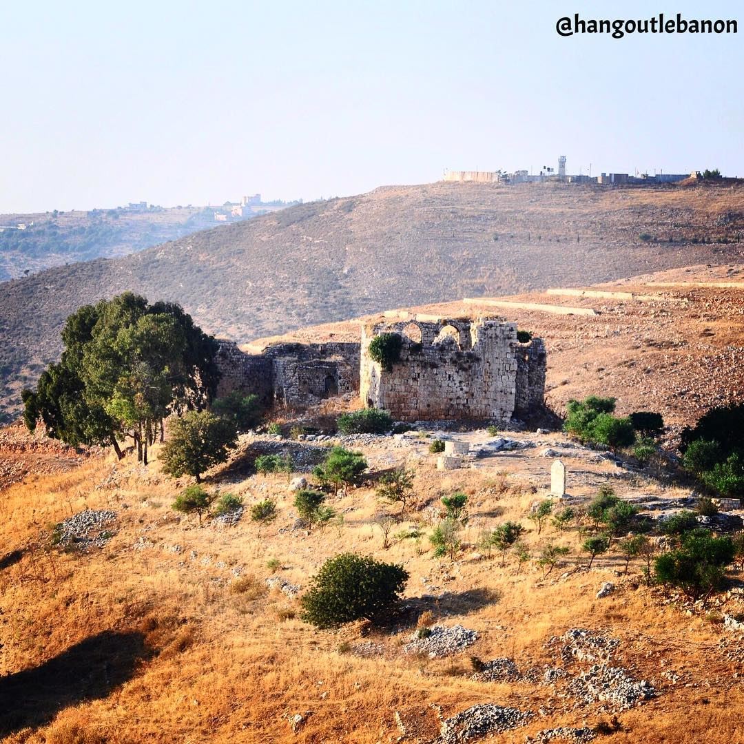 ‏One of the top 10  castles in  lebanon,  Chakra and dubai  castle is a... (Chakra, Al Janub, Lebanon)