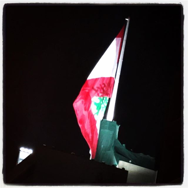  onlyfiliban  lebanon  beirut  leb  liban  loveourcountry  ourflag  flag ... (Beirut, Lebanon)