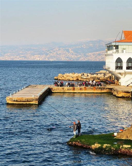 ... Options for a sunny Sunday afternoon; fishing, sitting in a café or a... (Beirut, Lebanon)