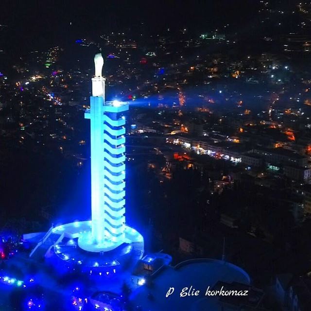 Our Lady of Zahle and Bekaa Zahle (Christmas decoration 2017)........ (Zahlé, Lebanon)