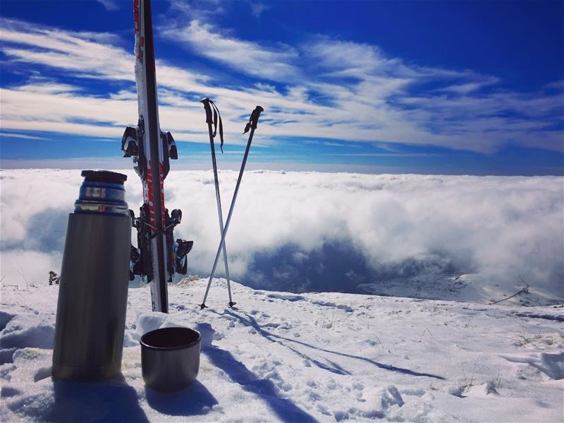 Our ritual ski break!..... teaceremony  teabreak  skiingday ... (Mzaar Kfardebian Ski Resort)
