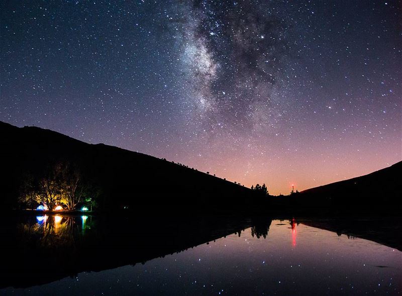 Out there u can catch the universe reflecting on itself🌌⛺🌍........ (3youn Orghosh)