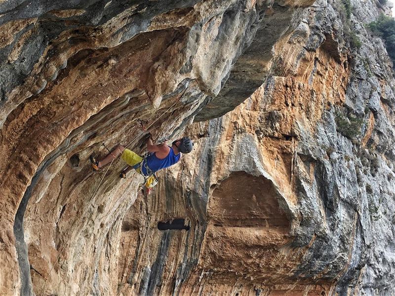 Overhang fun!!.... rockclimbingphotography  rockclimbingadventures ...