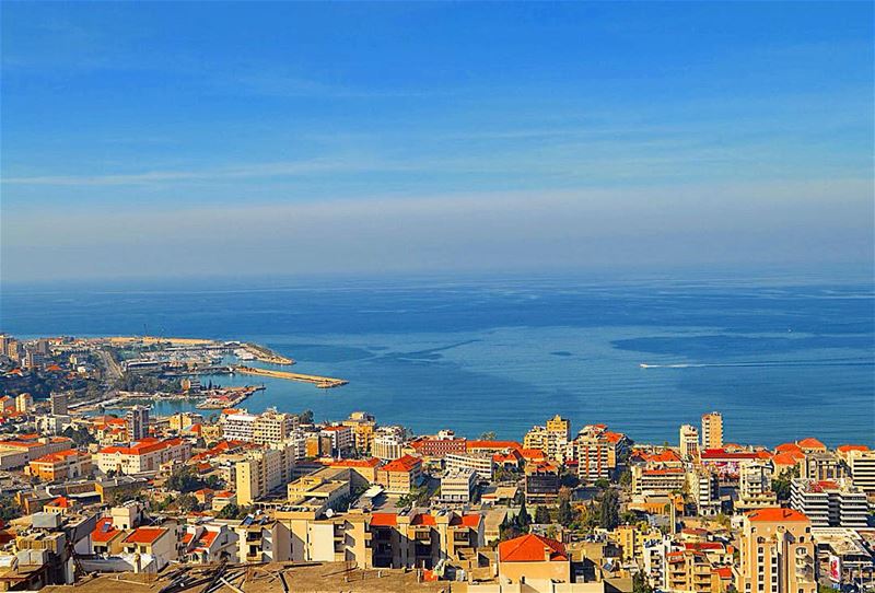  overlooking  jounieh  mediterranean  sea  houses  building  architecture ...