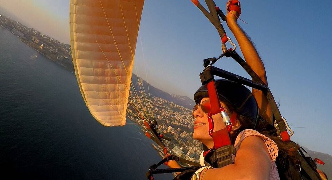  paragliding  sunset  jounieh  adrenalinerush  fly  befree ... (Jounieh, Liban)