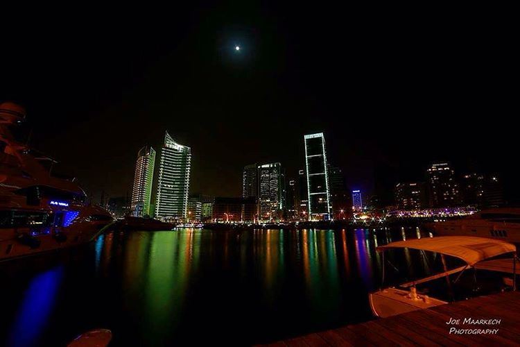 Part of Beirut at night! Put ur hands up for Beirut...  beirut  lebanon ... (Beirut, Lebanon)