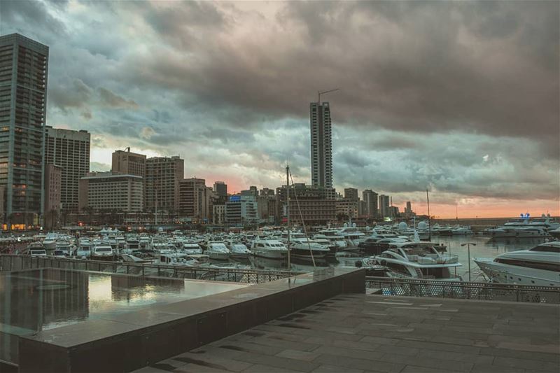 Partly Gloomy 🌁••• beirut  lebanon  downtown  portofbeirut ... (Beirut, Lebanon)