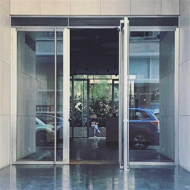 Peeping (Beirut, Lebanon)