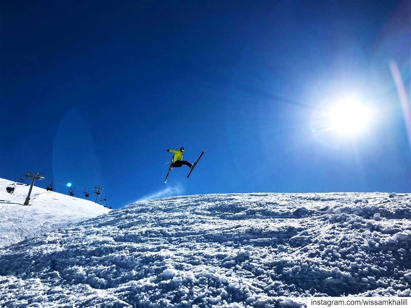 People weren't made to fly, that's why we make kickers ⛷️ lebanon ... (Mzaar Ski Resort)