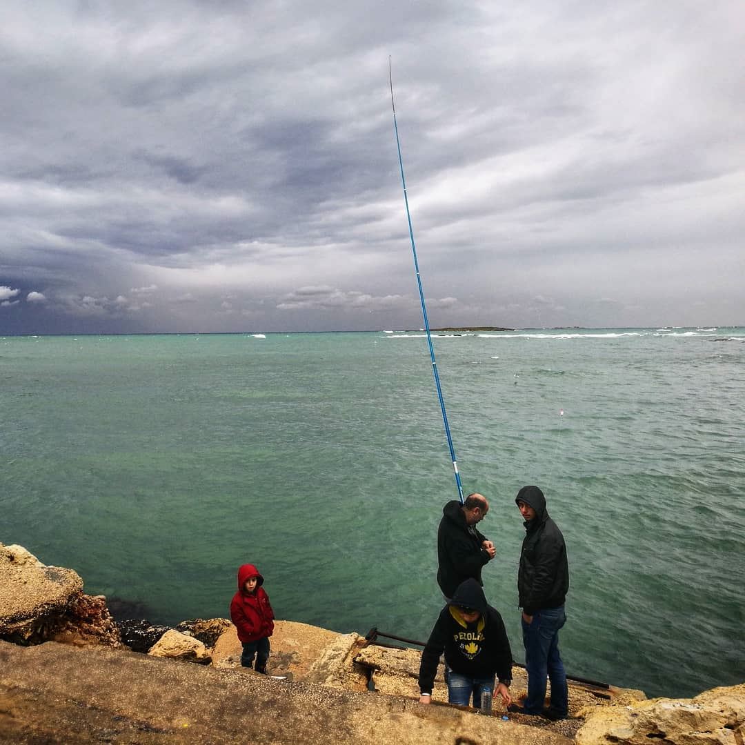 Pescador de nubes -  ichalhoub in  Tripoli north  Lebanon shooting with a...
