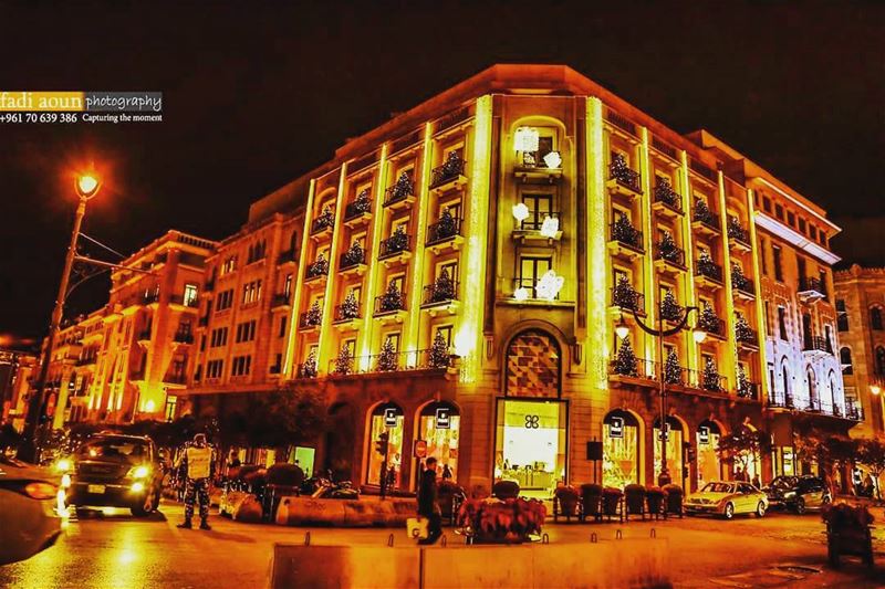  photo  fadiaounphotography  beirut  christmas  lights  buildings  streets...