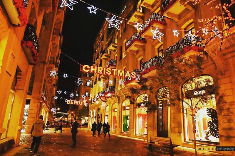  photo  fadiaounphotography  beirut  down  lebanon   christmas  lights ...