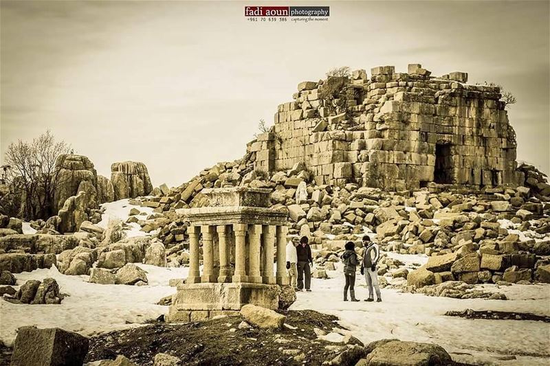  photo  fadiaounphotography  lebanon  ruins  snow  photoshooting ...