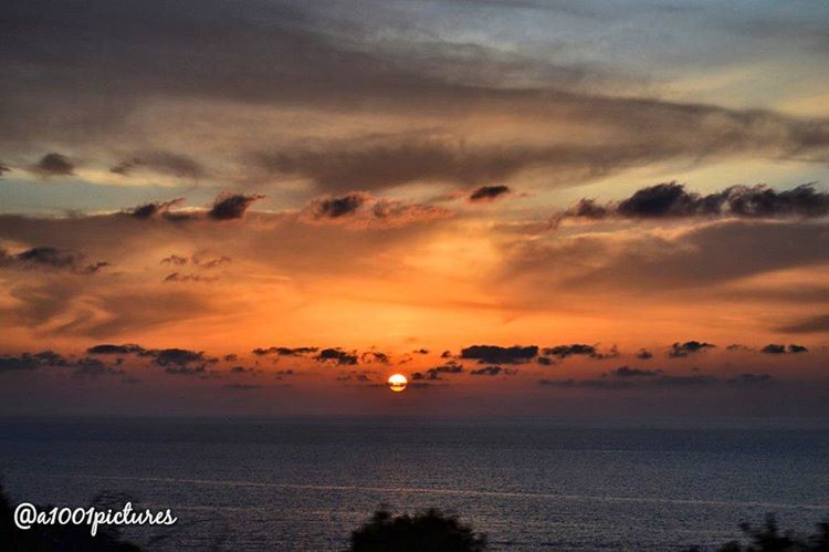  photo  sunset  lebanon  beirut  sun  travel  beach  amazing  view ... (Al Batrun, Liban-Nord, Lebanon)