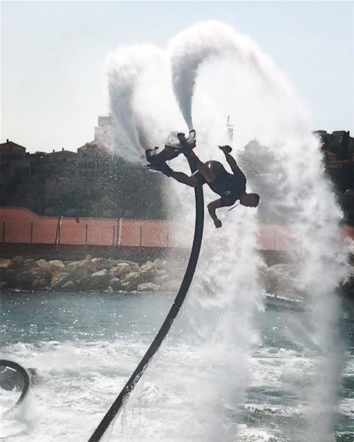 Photography is about capturing souls not smiles 😊 🤳 flyboard ... (Joünié)