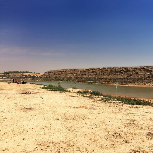 Picnic by the water... people will always find good places and good things... (Wadi Hanifah - Riyadh)