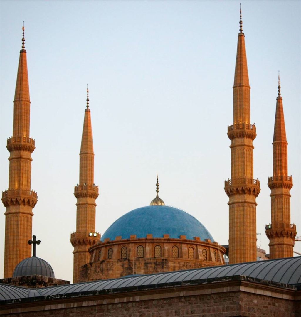  picoftheday morning thursday lebanon beirut mybeirut sun blue mosque... (Beirut, Lebanon)