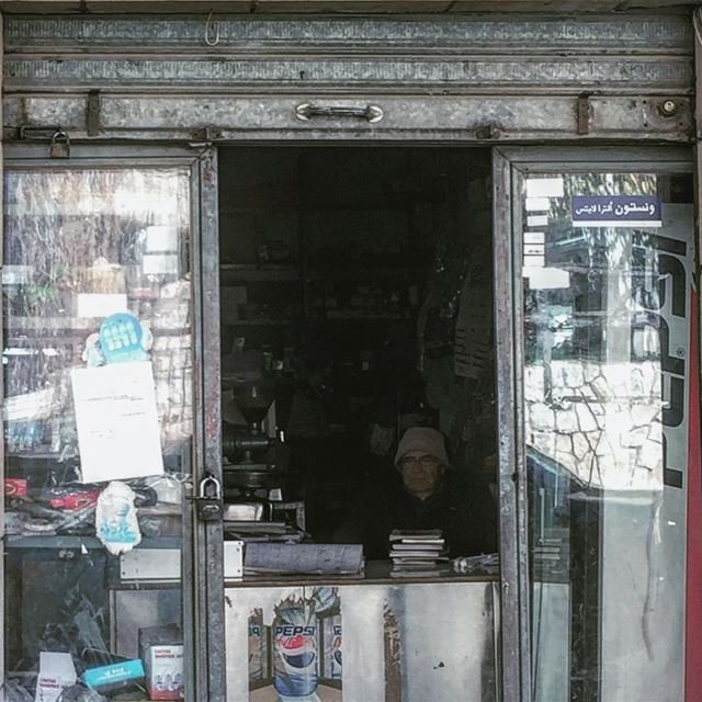 👴🏻📚..... picoftheday  photooftheday  old  oldshop  oldman  travel... (Akoura, Mont-Liban, Lebanon)