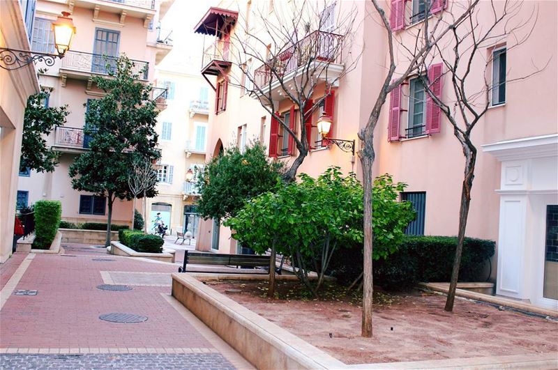  picoftheday tuesday lebanon beirut mybeirut silence beauty trees old... (Saifi village)
