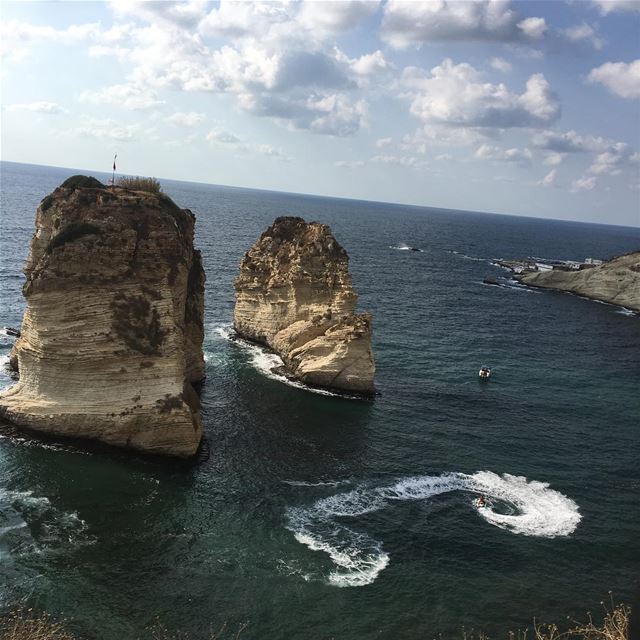 Pigeon rocks, Beirut.   livelovebeirut  livelovlebanon  beirut autumn2017... (Pigeon Rocks, Beirut)